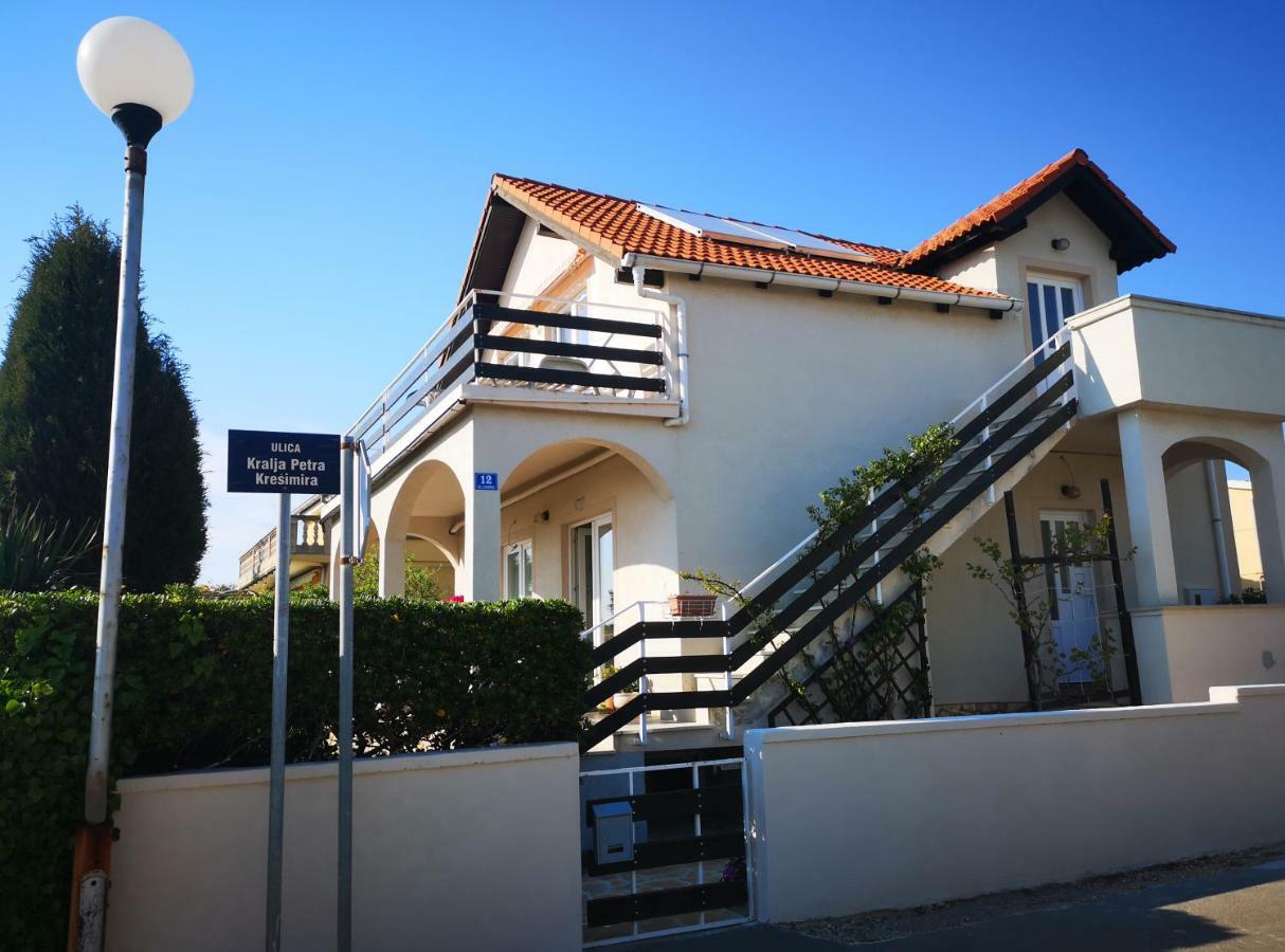 Apartman Milutin Vrsi Kültér fotó